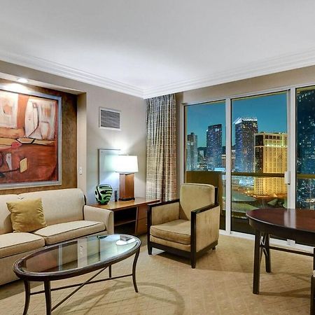 Mgm Signature-25-805 Balcony Strip Sphere F1 Views Лас-Вегас Екстер'єр фото